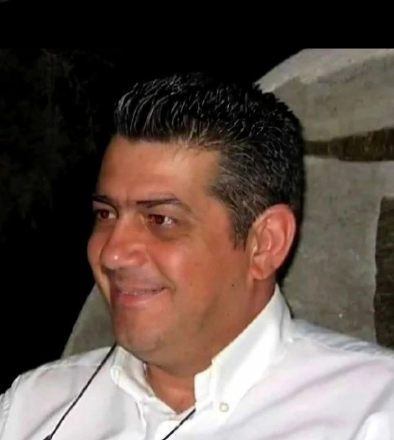 Νίκος